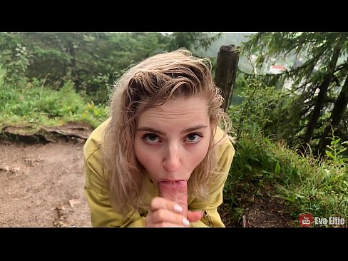 ❤️ Nighean a’ slugadh cum às deidh blowjob poblach - Eva Elfi ❤️  Porno  leinn  ❌
